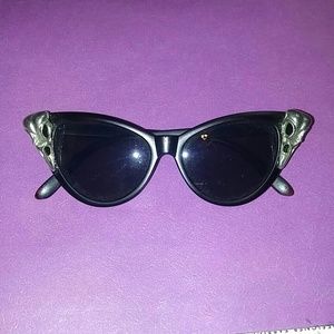 Gothic DIY sunglasses